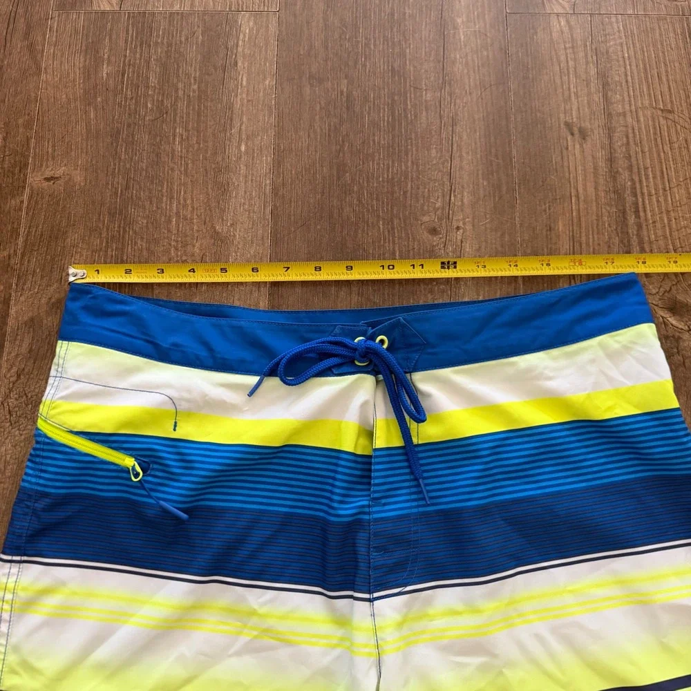 Vineyard Vines Board Shorts Mens 34 Blue Lime Green Striped Swim Trunks Stretch